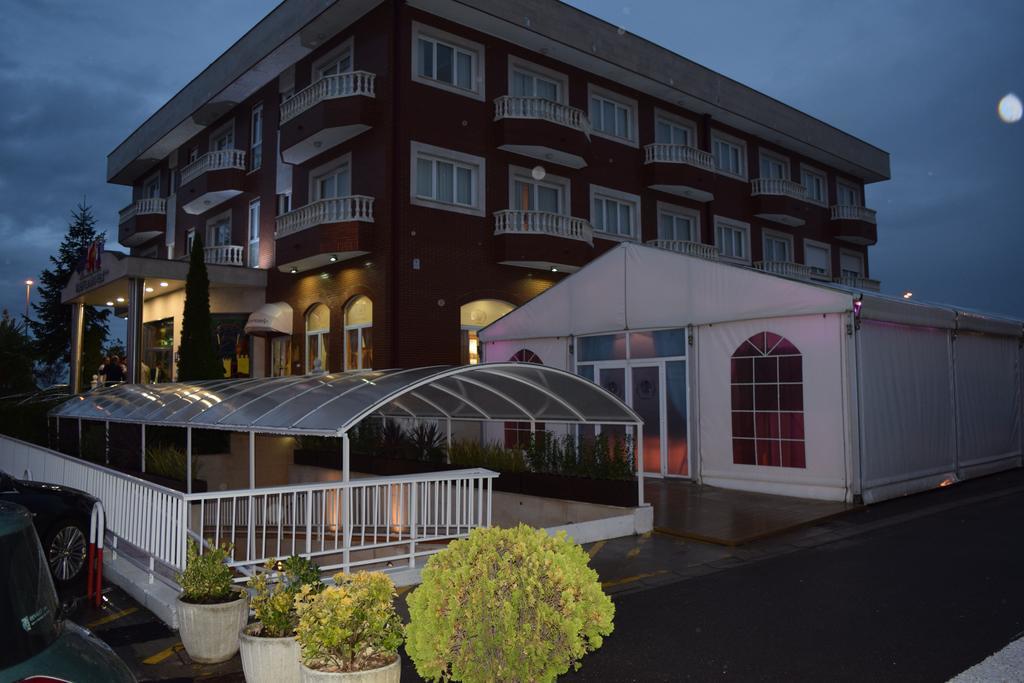 Hotel Camino Real Arcahueja Екстериор снимка